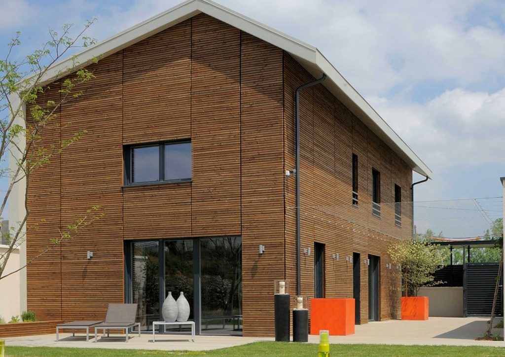 Holzverbundstoffe-Fassade | Sortiment Janssen Dach